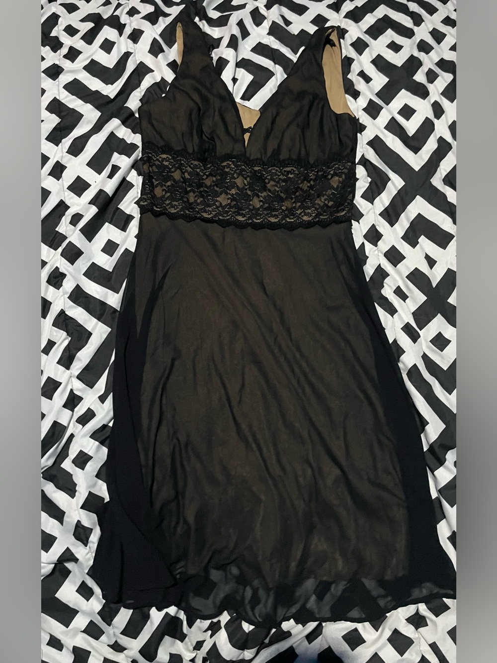 Connected apparel black and cream maxi dress